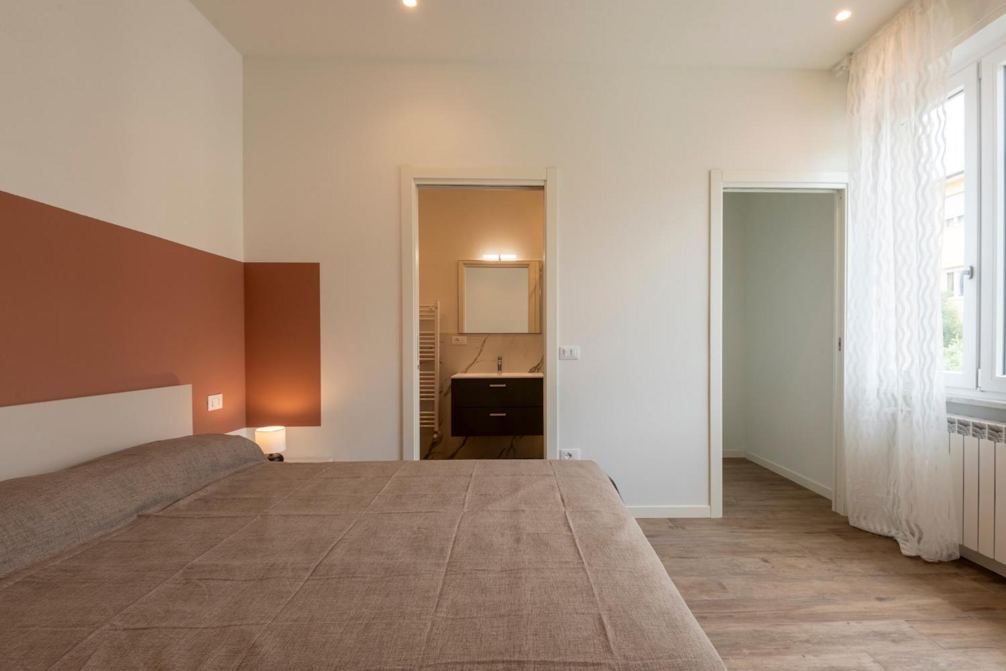 Iarsera Rooms And Apartment Лукка Экстерьер фото