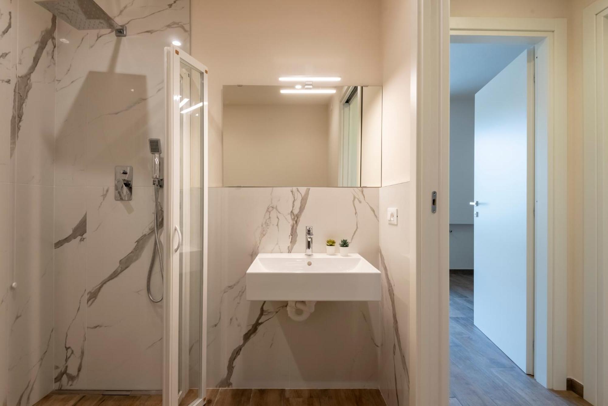 Iarsera Rooms And Apartment Лукка Экстерьер фото